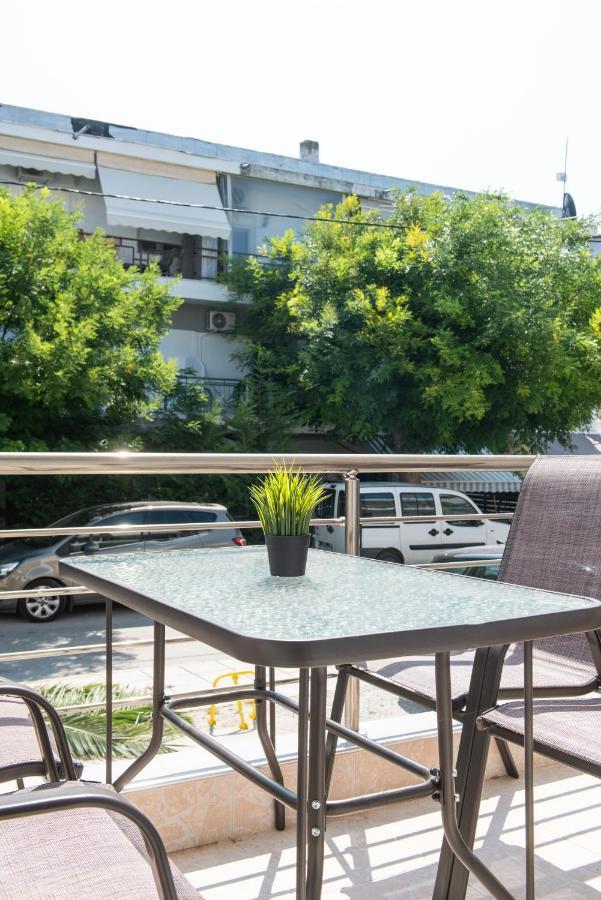 Chris & Mary Comfort Rooms 2 Skala Neon Epivaton Exterior foto
